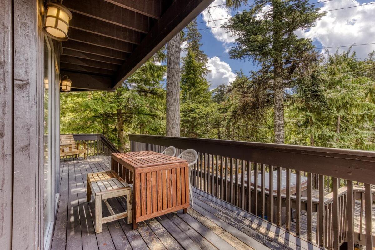 Great Blue Lodge - Spacious Ski Lodge, Hot Tub, Sauna, Game Room & More Government Camp Esterno foto