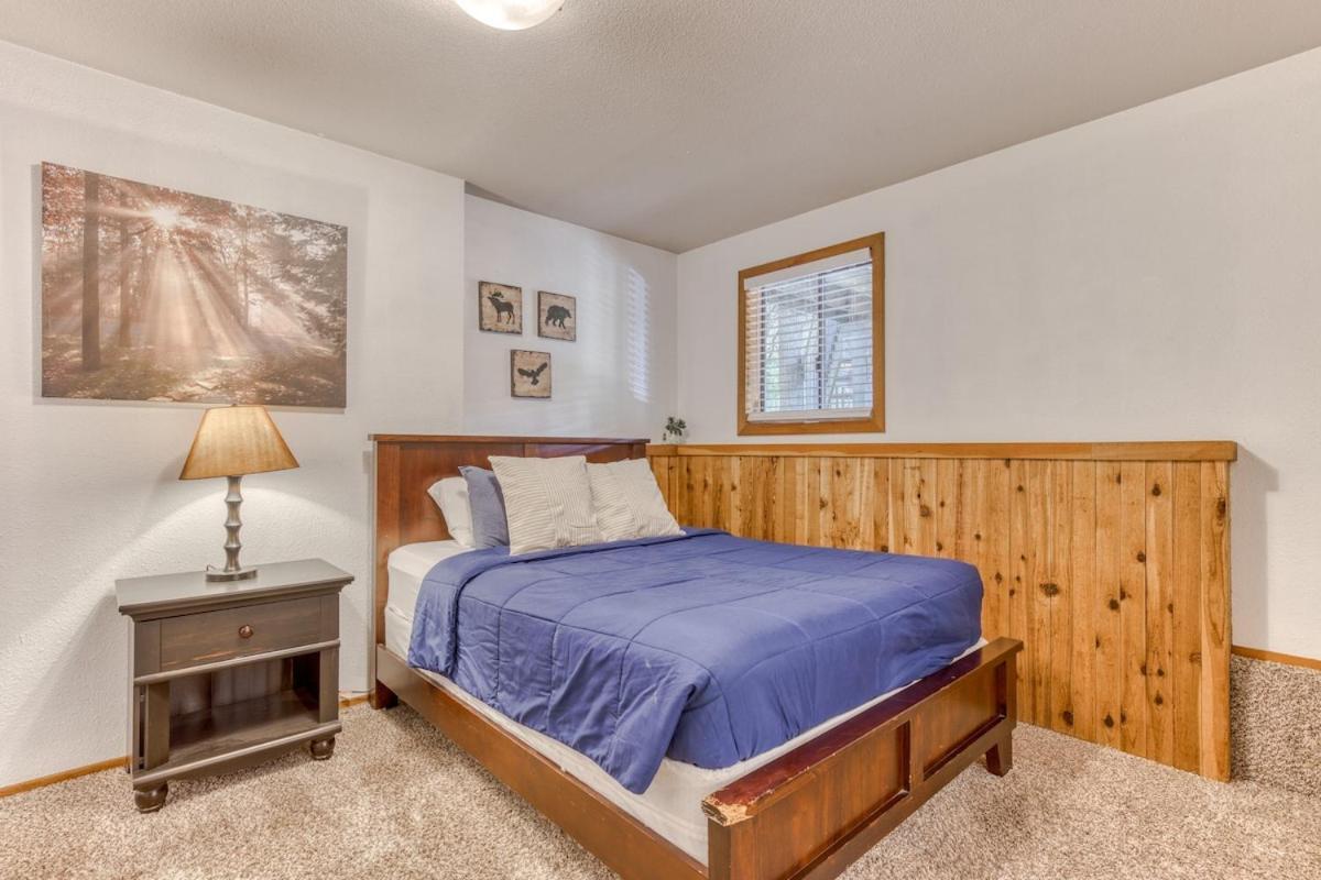 Great Blue Lodge - Spacious Ski Lodge, Hot Tub, Sauna, Game Room & More Government Camp Esterno foto