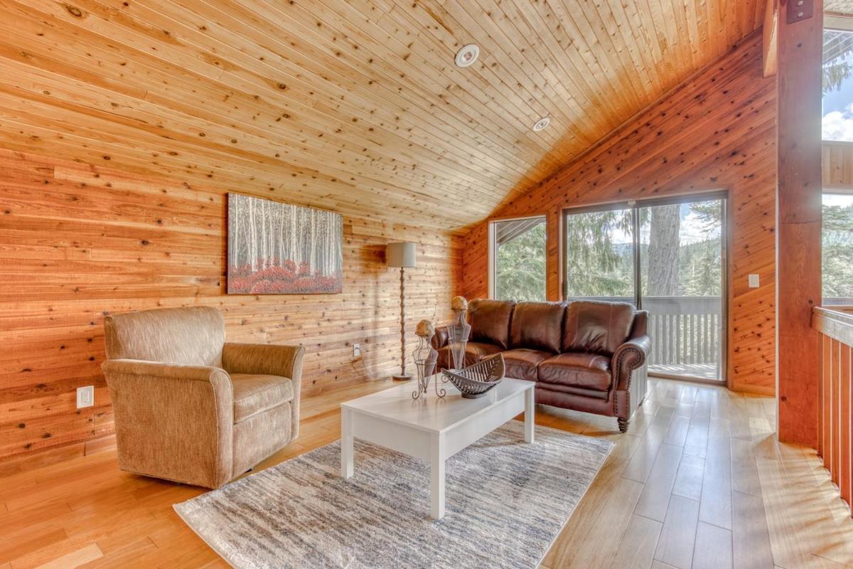 Great Blue Lodge - Spacious Ski Lodge, Hot Tub, Sauna, Game Room & More Government Camp Esterno foto