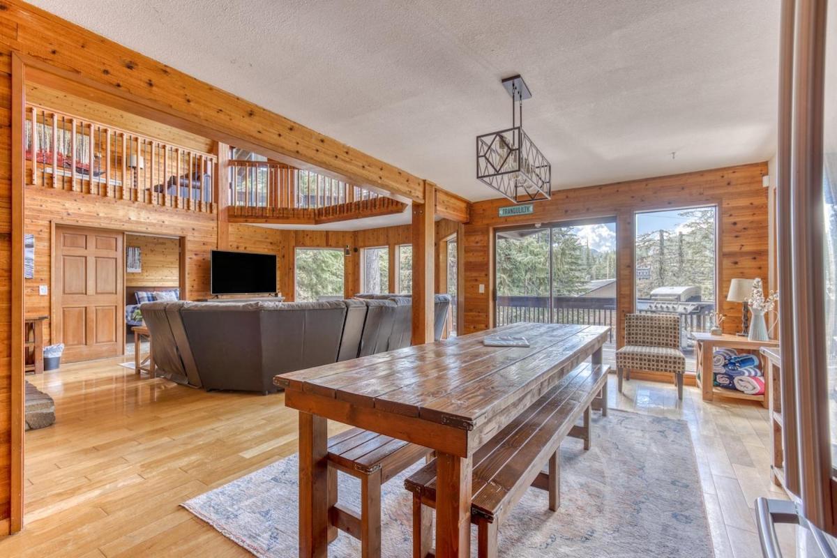 Great Blue Lodge - Spacious Ski Lodge, Hot Tub, Sauna, Game Room & More Government Camp Esterno foto